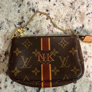 Louis Vuitton Mini Pochette